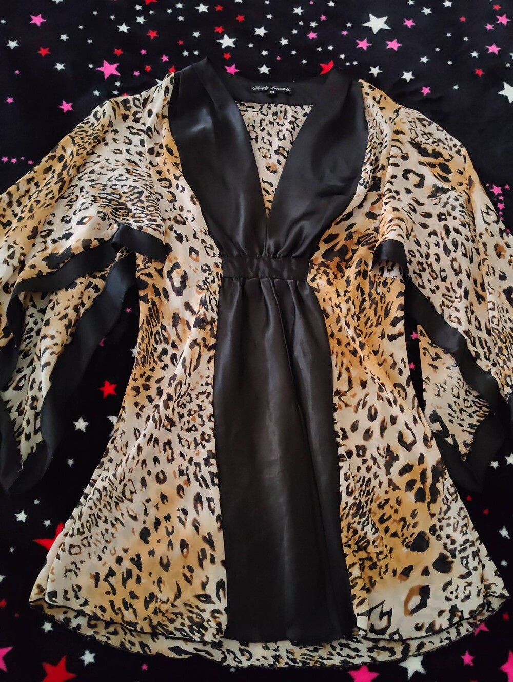 Simply Irresistible Leopard Print Satin-Trim Robe in Black & Tan